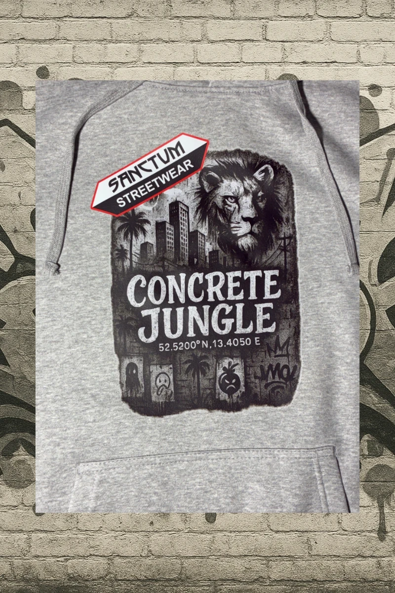 Hoodie grey-heather - Concrete Jungle    Klassischer Kapuzensweater  Sweat-Qualität mit angerauter Innenseite  Doppellagige Kapuze mit Kordelzug  Kängurutasche  Necktape  Bündchen mit Elasthan  Farbe: grey-heather  Material: 80% Baumwolle, 20% Polyester, 280 g/m²