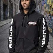 Hooded Jacket - black    Klassische Sweatjacke mit Kapuze  Sweat-Qualität mit angerauter Innenseite  Doppellagige Kapuze mit Kordelzug  zwei Einschubtaschen   Necktape  Bündchen mit Elasthan  Farbe: black  Material: 80% Baumwolle, 20% Polyester, 280 g/m²