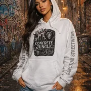 Hoodie white - Concrete Jungle    Klassischer Kapuzensweater  Sweat-Qualität mit angerauter Innenseite  Doppellagige Kapuze mit Kordelzug  Kängurutasche  Necktape  Bündchen mit Elasthan  Farbe: white  Material: 80% Baumwolle, 20% Polyester, 280 g/m²