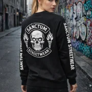 Sweater black - Skull MC    Rundhals-Sweatshirt  Sweat-Qualität mit angerauter Innenseite  Necktape  Bündchen mit Elasthan  Farbe: black  Material: 80% Baumwolle, 20% Polyester, 280 g/m²