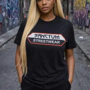 T-Shirt Round-Neck black - Big Logo    Dieses Rundhals T-Shirt überzeugt durch seinen zeitlosen Schnitt und dem hohen Tragekomfort.  Klassischer Rundhalsausschnitt  Single Jersey  Farbe: black  Material: 100% Baumwolle 180 g/m²