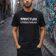 T-Shirt Round-Neck black - Frameless    Dieses Rundhals T-Shirt überzeugt durch seinen zeitlosen Schnitt und dem hohen Tragekomfort.  Klassischer Rundhalsausschnitt  Single Jersey  Farbe: black  Material: 100% Baumwolle 180 g/m²